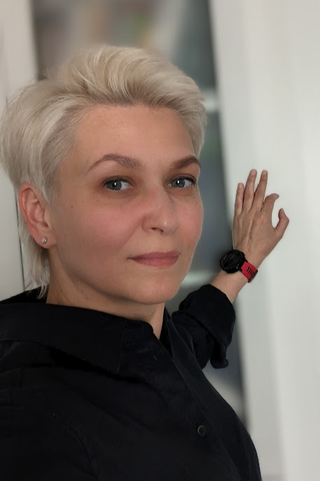 Анна Крампец - CEO Online-Media.Ru и IT-эксперт