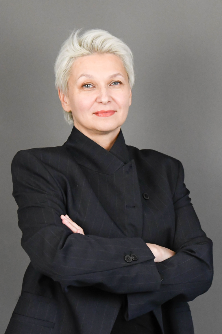 Анна Крампец